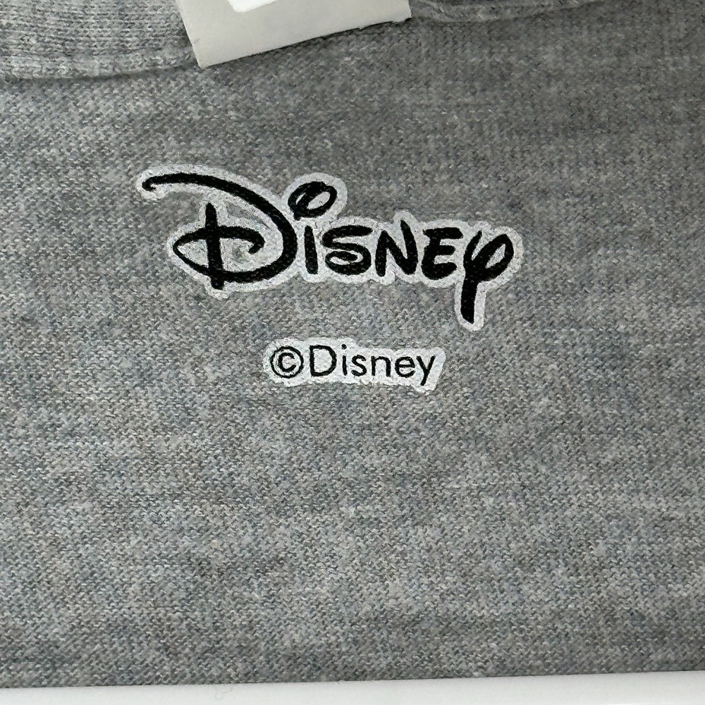 Disney Dumbo Portrait Light Gray Graphic T-Shirt Size 2XL - Picture 3 of 7